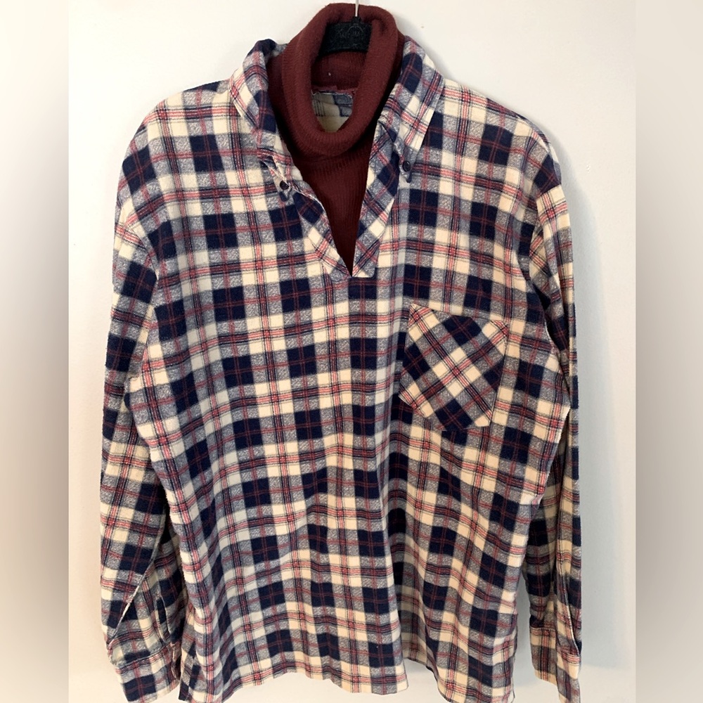 Vintage Men’s flannel turtleneck sweater Size M